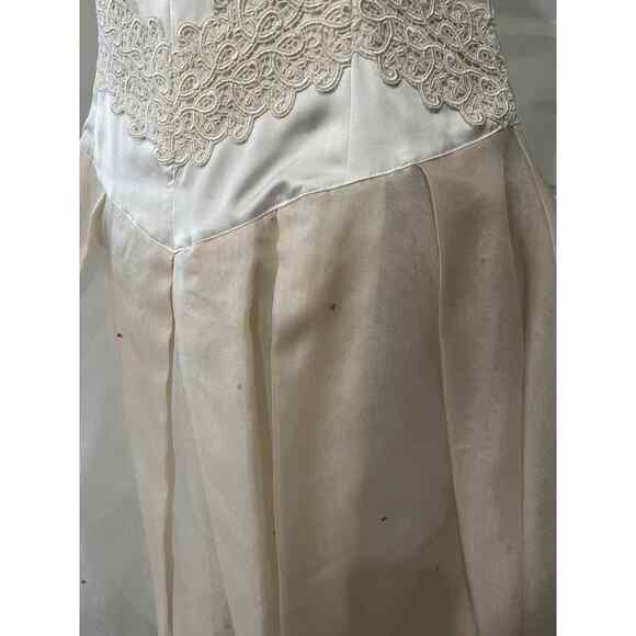 VINTAGE BELLA DONNA IVORY LACE EMBELLISH DRESS SZ M - Picture 3 of 5